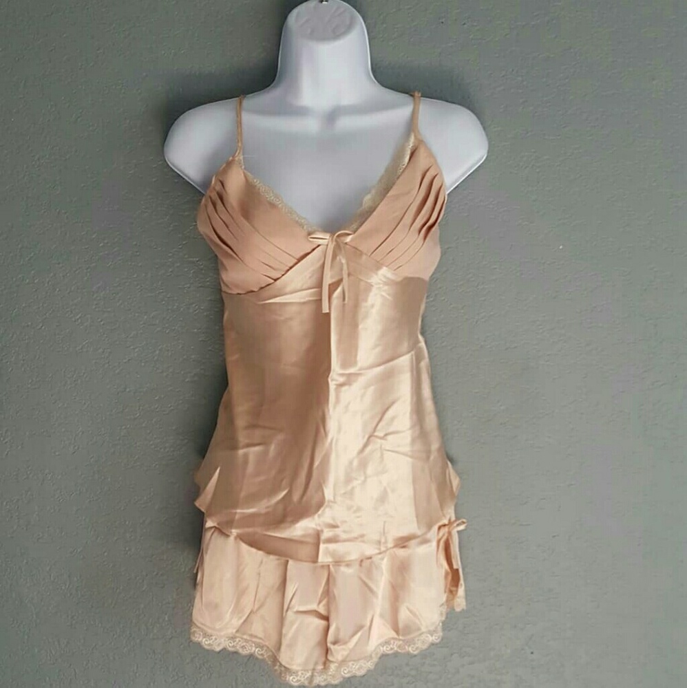 Silky pj set.